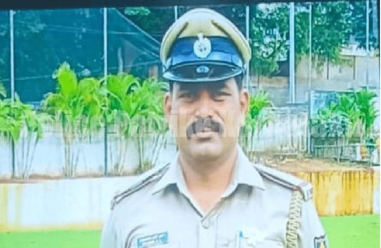 ಲಂಚ ತೆಗೆದುಕೊಳ್ಳುವಂತೆ PSI ಒತ್ತಡ : ಸಾಮೂಹಿಕ ದಯಾಮರಣ ಕೋರಿ ಸಿಎಂ ಗೆ ಪತ್ರ ಬರೆದ ಪೊಲೀಸ್ ಸಿಬ್ಬಂದಿ