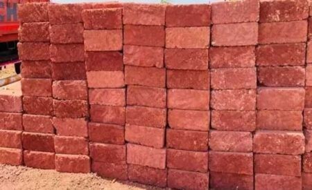 ಕಾರ್ಕಳ: ಪರವಾನಗಿ ಇಲ್ಲದೆ ಅಕ್ರಮವಾಗಿ ಕೆಂಪು ಕಲ್ಲುಗಳನ್ನು ಸಾಗಾಟ- ಲಾರಿ ವಶಕ್ಕೆ