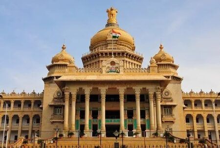 ನಾಲ್ವರು IAS ಅಧಿಕಾರಿಗಳನ್ನು ವರ್ಗಾವಣೆಗೊಳಿಸಿ ರಾಜ್ಯ ಸರ್ಕಾರದ ಆದೇಶ