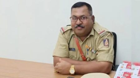 ಕರ್ತವ್ಯದ ನಡುವೆ ಕೆಎಸ್ಆರ್ಪಿ ASIಗೆ ಹೃದಯಾಘಾತ; ಆಸ್ಪತ್ರೆಗೆ ಕರೆದೊಯ್ಯುವ ಮಾರ್ಗದಲ್ಲೇ ಸಾವು