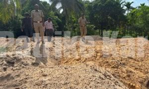 ಫಲ್ಗುಣಿ ನದಿಗೆ ಕನ್ನ: ಅಕ್ರಮವಾಗಿ ಸಂಗ್ರಹಿಸಿದ್ದ 127 ಲೋಡ್ ಮರಳು ಸೀಜ್